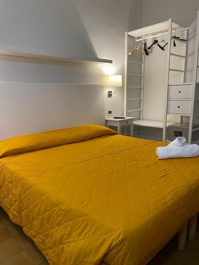 Hotel Losanna リミニ エクステリア 写真
