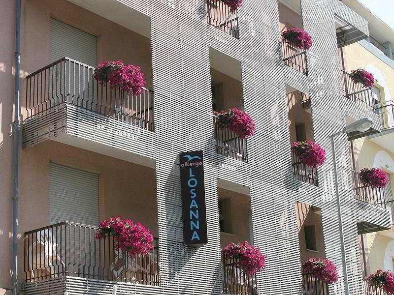 Hotel Losanna リミニ エクステリア 写真