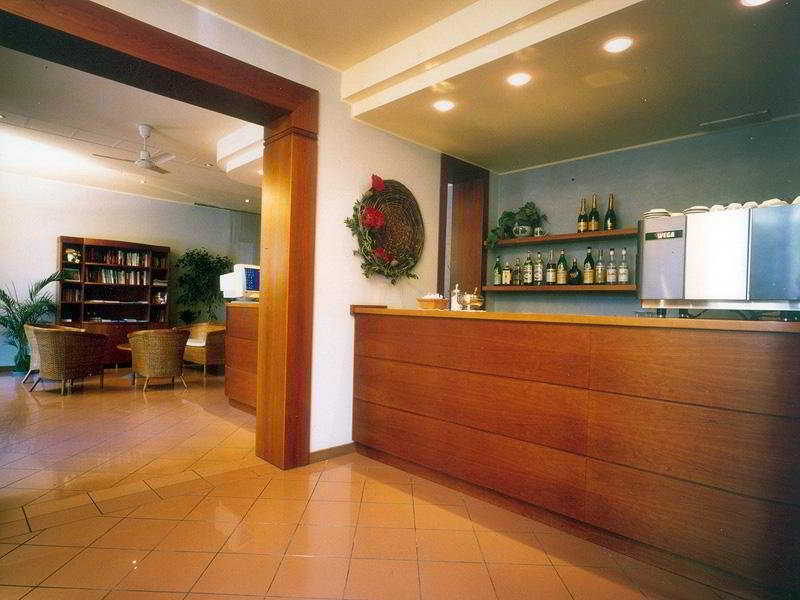 Hotel Losanna リミニ エクステリア 写真